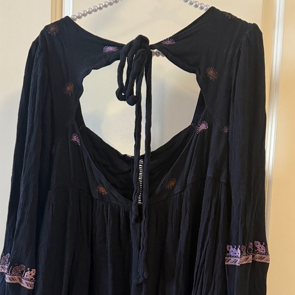 EUC Free People Rhiannon Embroidered Black Purple Bohemian Babydoll Mini Dress M - Picture 9 of 12
